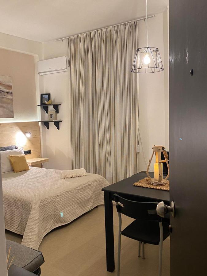 Tiny Square Apartment Nafpaktos
